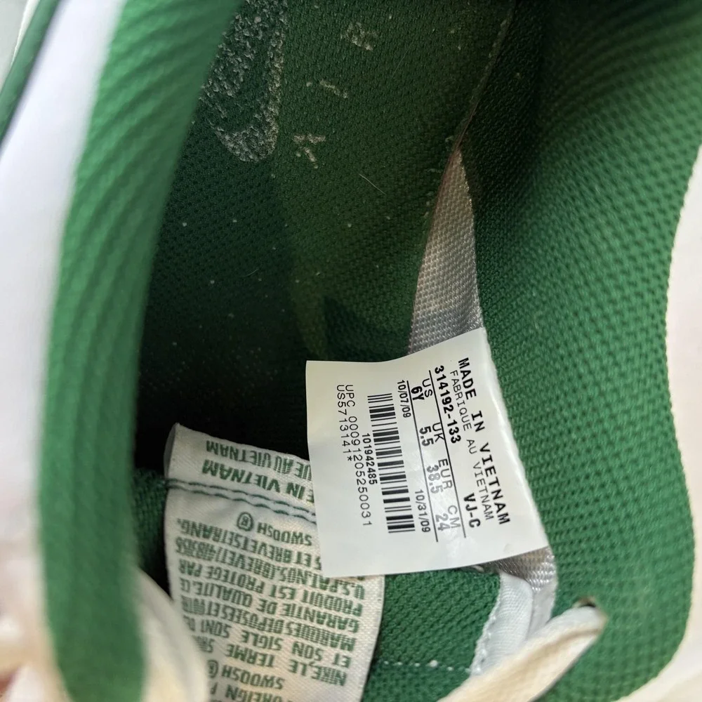 Nike Air Force 1 Shoes Boys 6Y‎ Low Retro 314192-133 Irish 2009